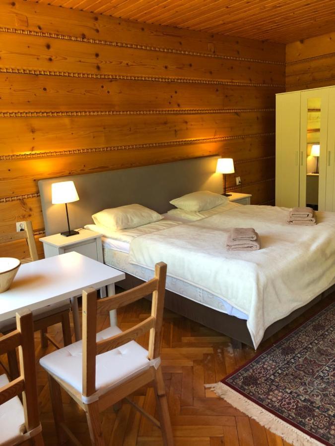 Poncyljuszowka Apartment ชเจอร์ค ภายนอก รูปภาพ