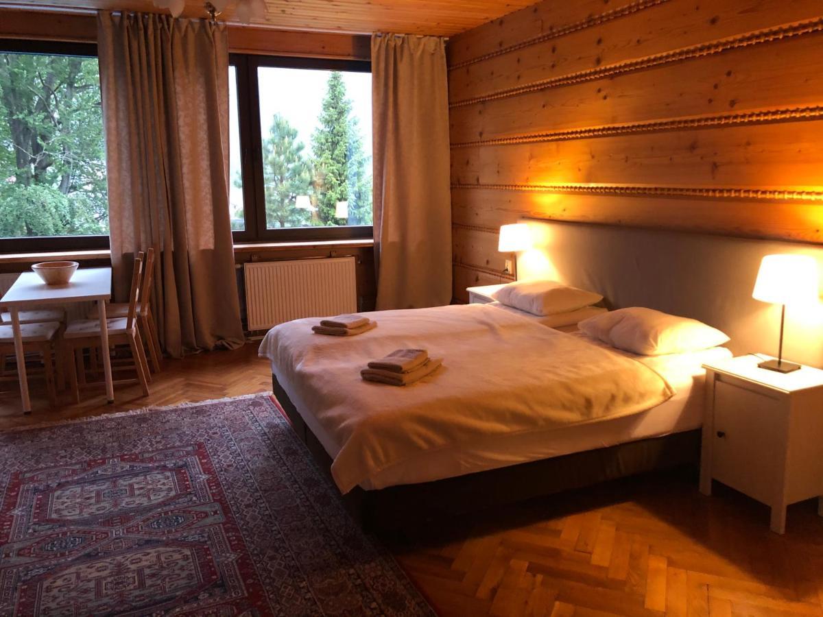 Poncyljuszowka Apartment ชเจอร์ค ภายนอก รูปภาพ