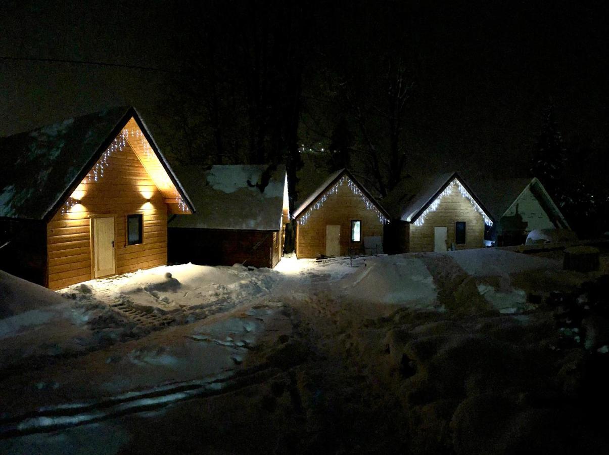 Poncyljuszowka Apartment ชเจอร์ค ภายนอก รูปภาพ