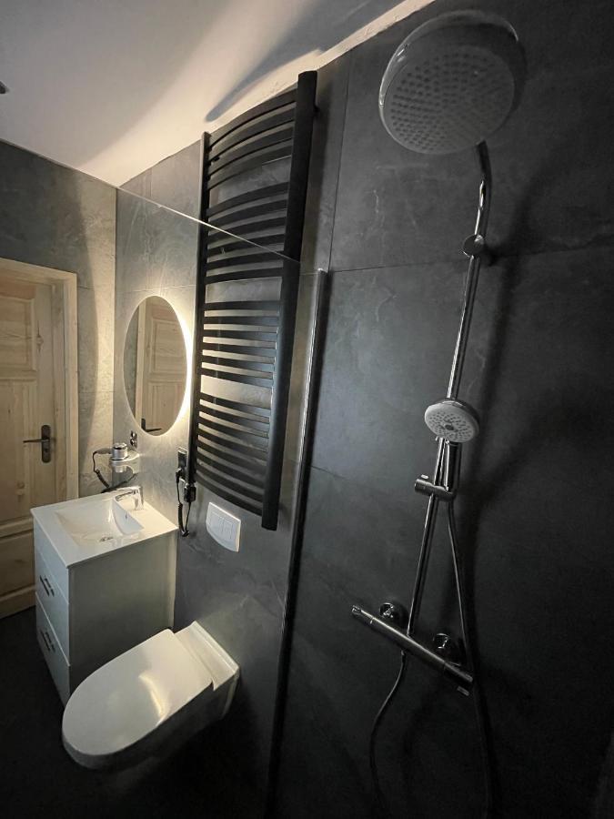 Poncyljuszowka Apartment ชเจอร์ค ภายนอก รูปภาพ